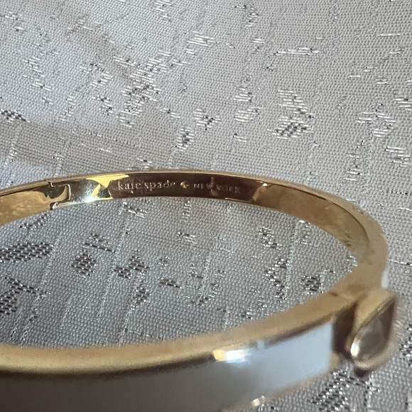 Designer Kate Spade New York Gold Tone Enamel Bangle - Picture 4 of 4